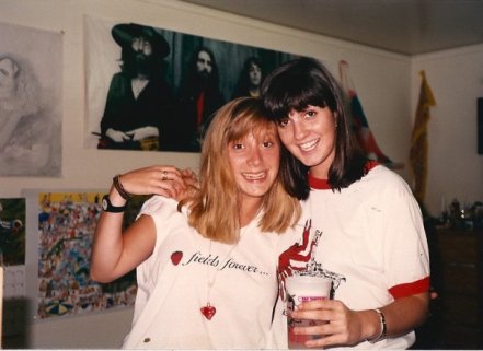 1917457_183486030142_7364570_n-2